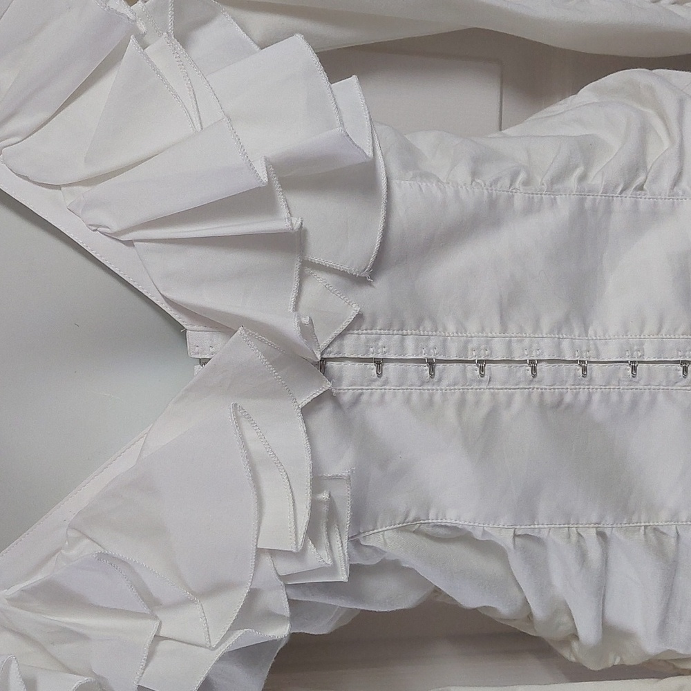 Boston Proper White Ruffled Top - Picture 2 of 8